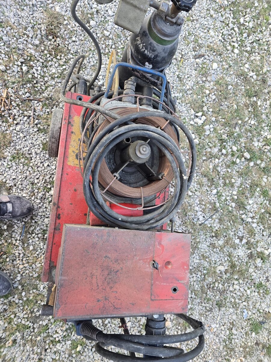 Profesionálna zváračka CO2 uniMIG-200 (200A) - 4