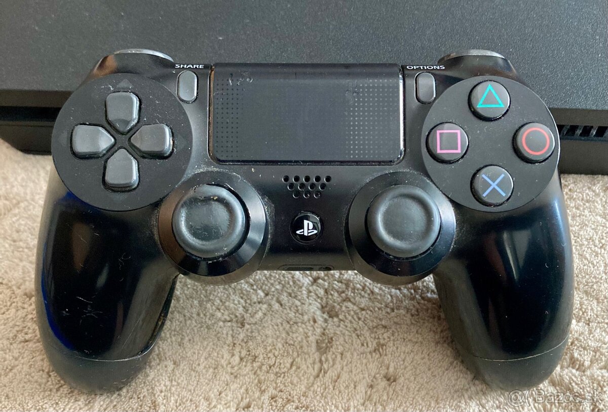 PS4 Slim 500GB + ovládač + 3 top hry (GoW, FIFA, Horizon) - 4