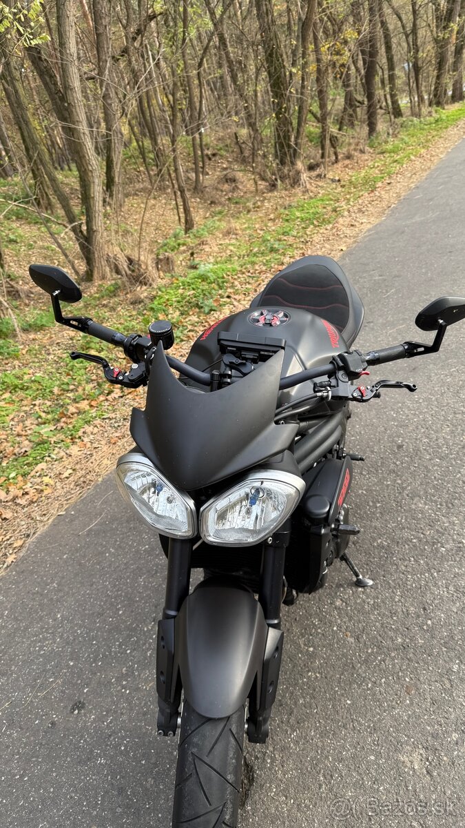 Triumph Speed Triple 1050 - 4