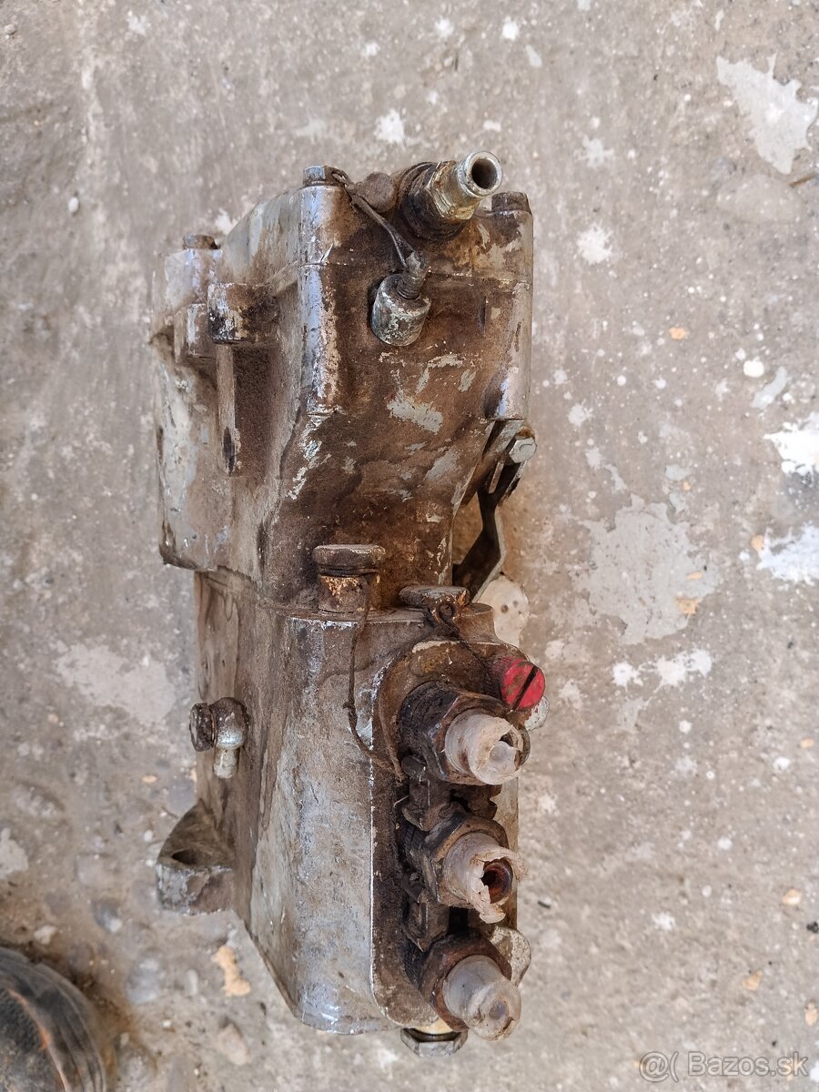 Vstrekovacie čerpadlo 3 valec - 4