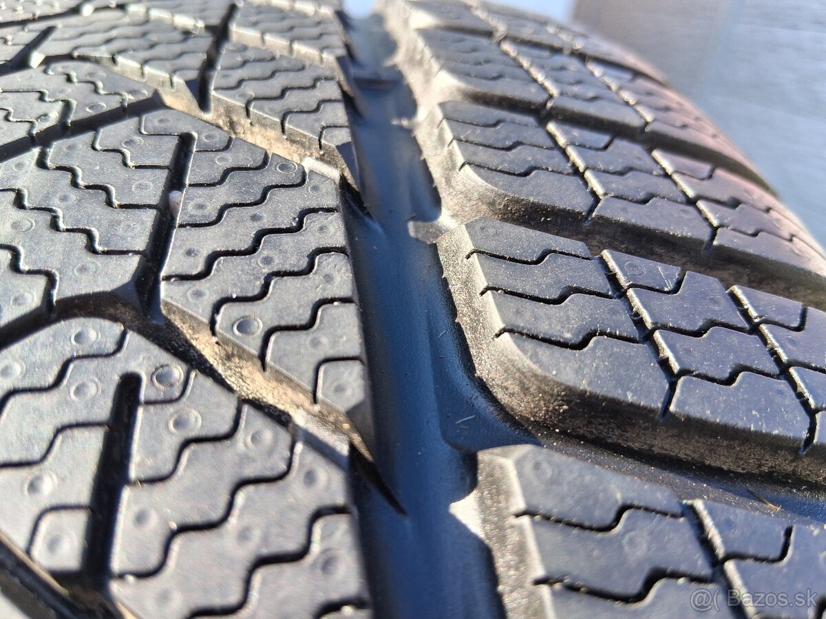 245/45 r19 zimne pneumatiky - 4