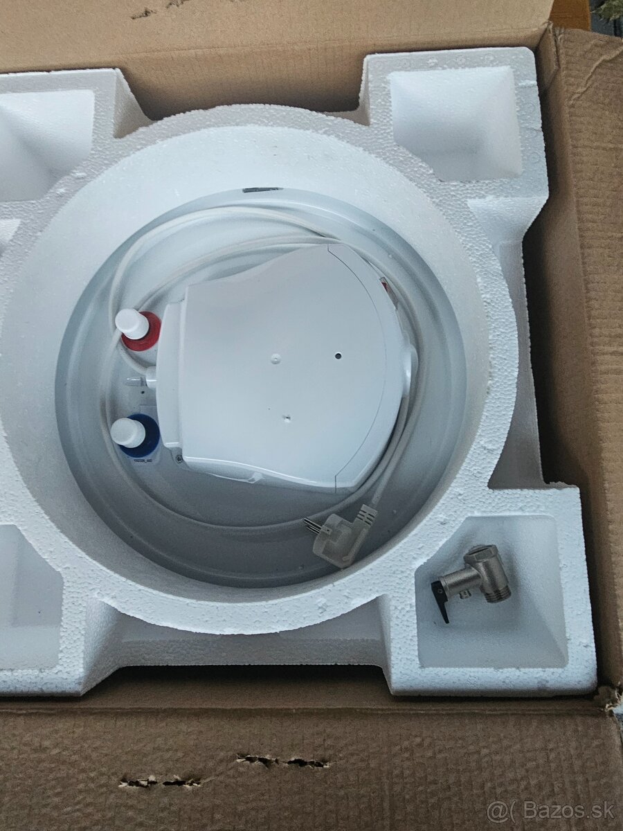 Elektrický bojler Concept 50 VS - 4