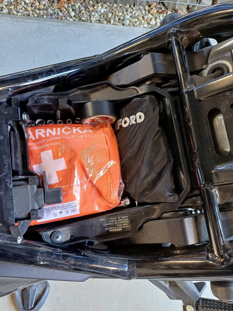 Honda rebel 1100 - 4