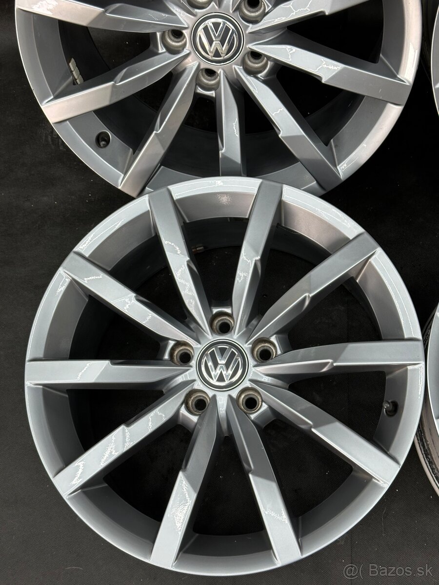 ✅ 5x112 r18 Monterey Passat b8 top stav - 4