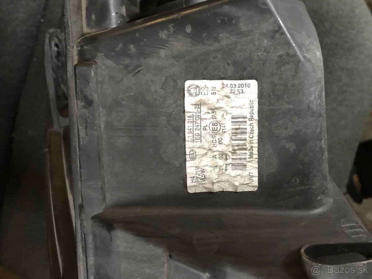 Škoda Roomster pravý svetlomet - 4