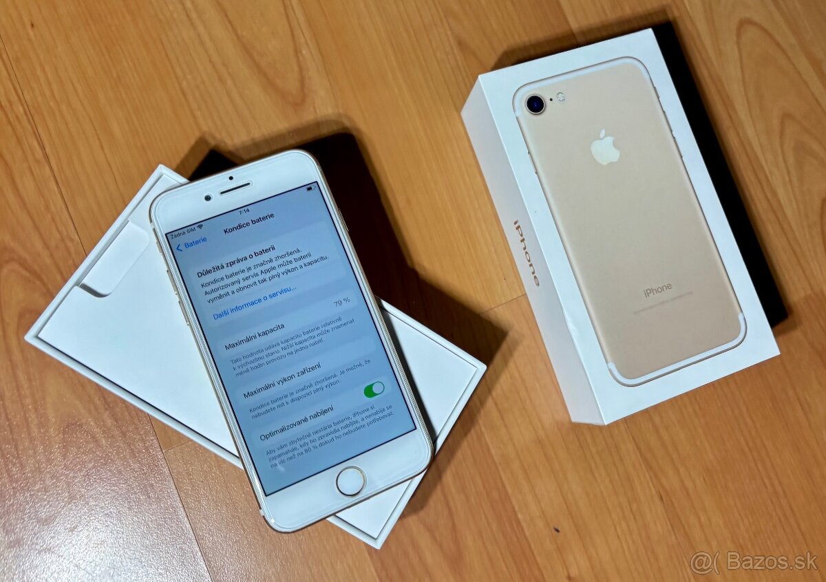 Apple iPhone 7 Gold 32GB - 4