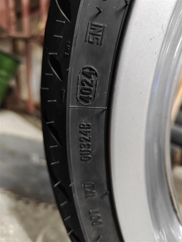 Moto Guzzi Breva 750 - 4