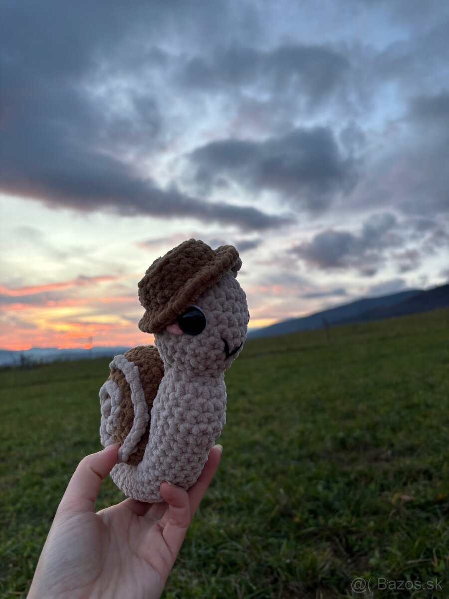 Hačkovaný slimáčik s klobúkom - 4