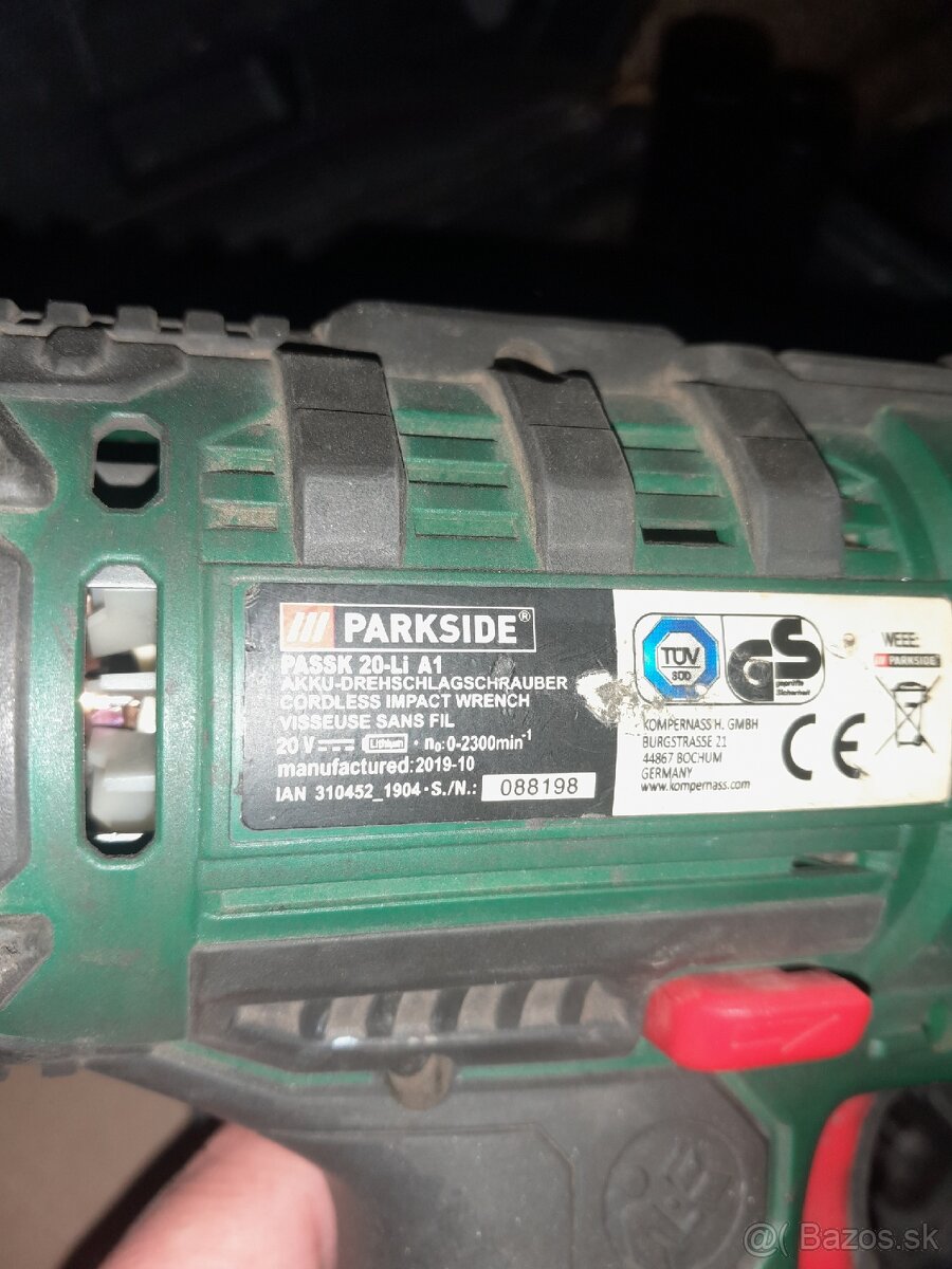 PARKSIDE® Aku rázový uťahovák
- 4