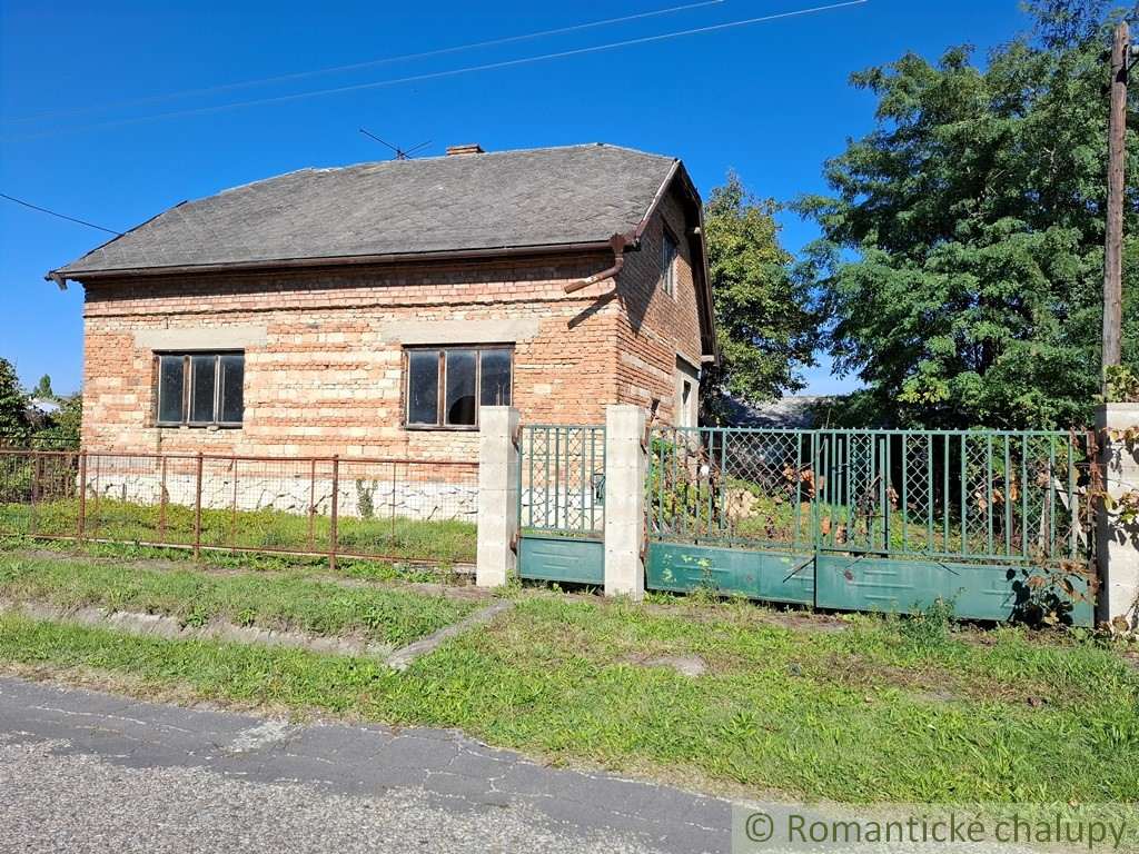 Rozostavaný rodinný dom s veľkým pozemkom v podunajskej ob - 4