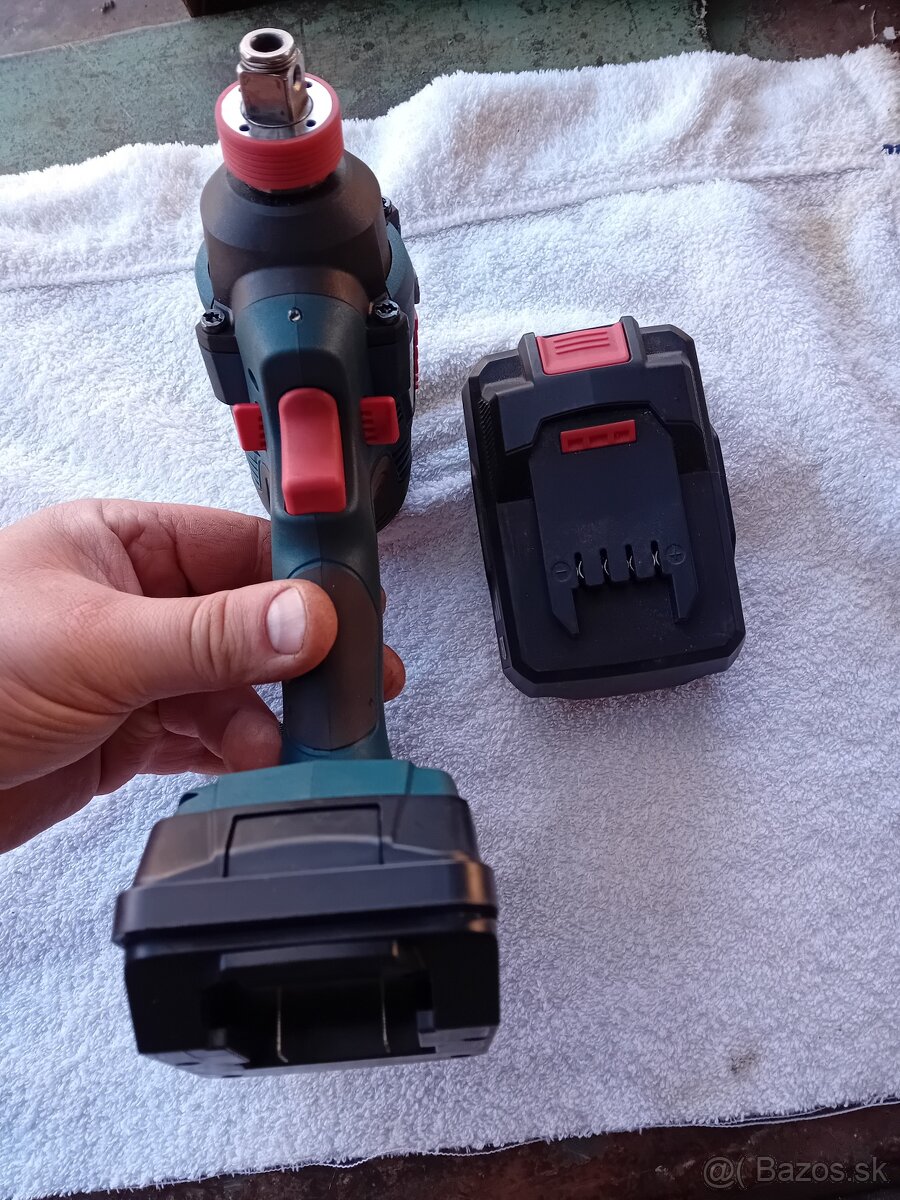 Bosch ,aku ,uťahovak - 4