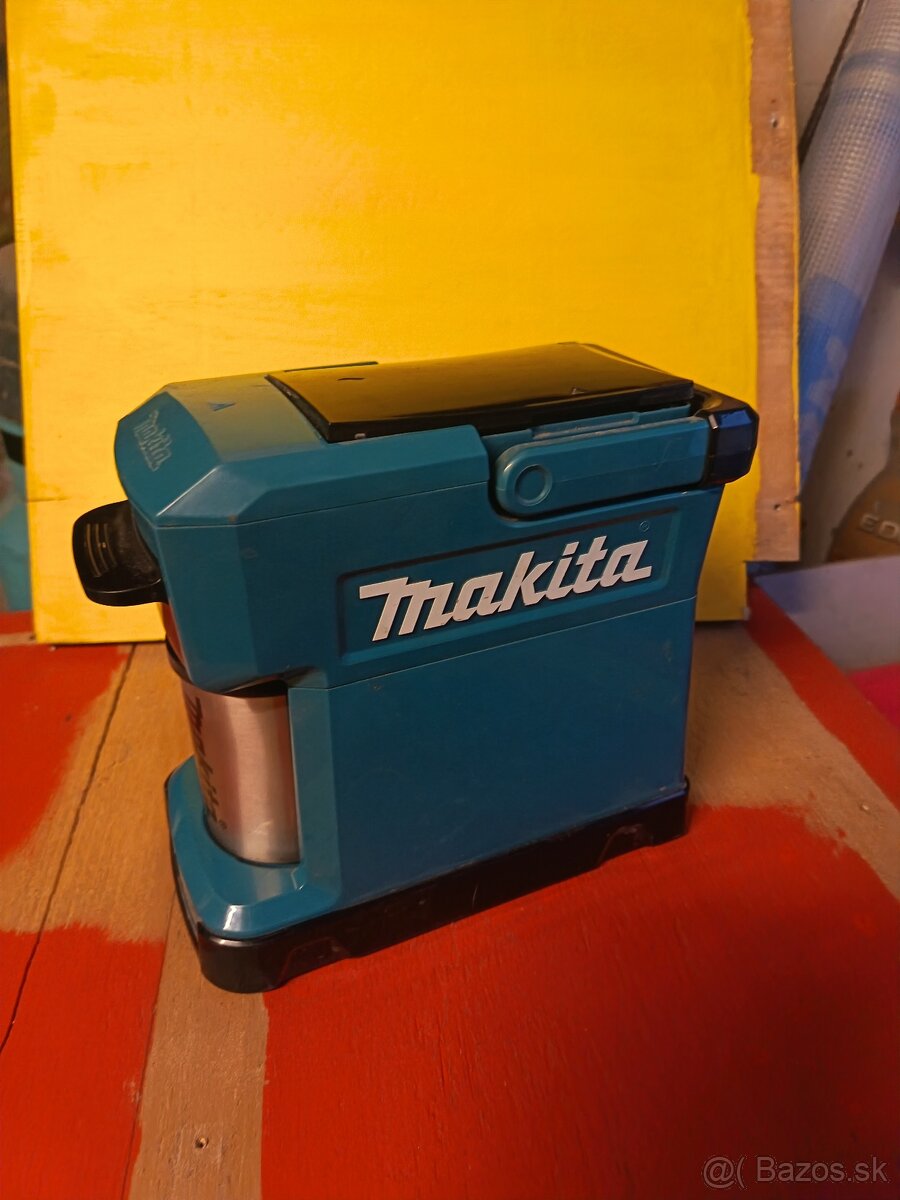 Kávovar Makita lxt - cxt batérie - 4