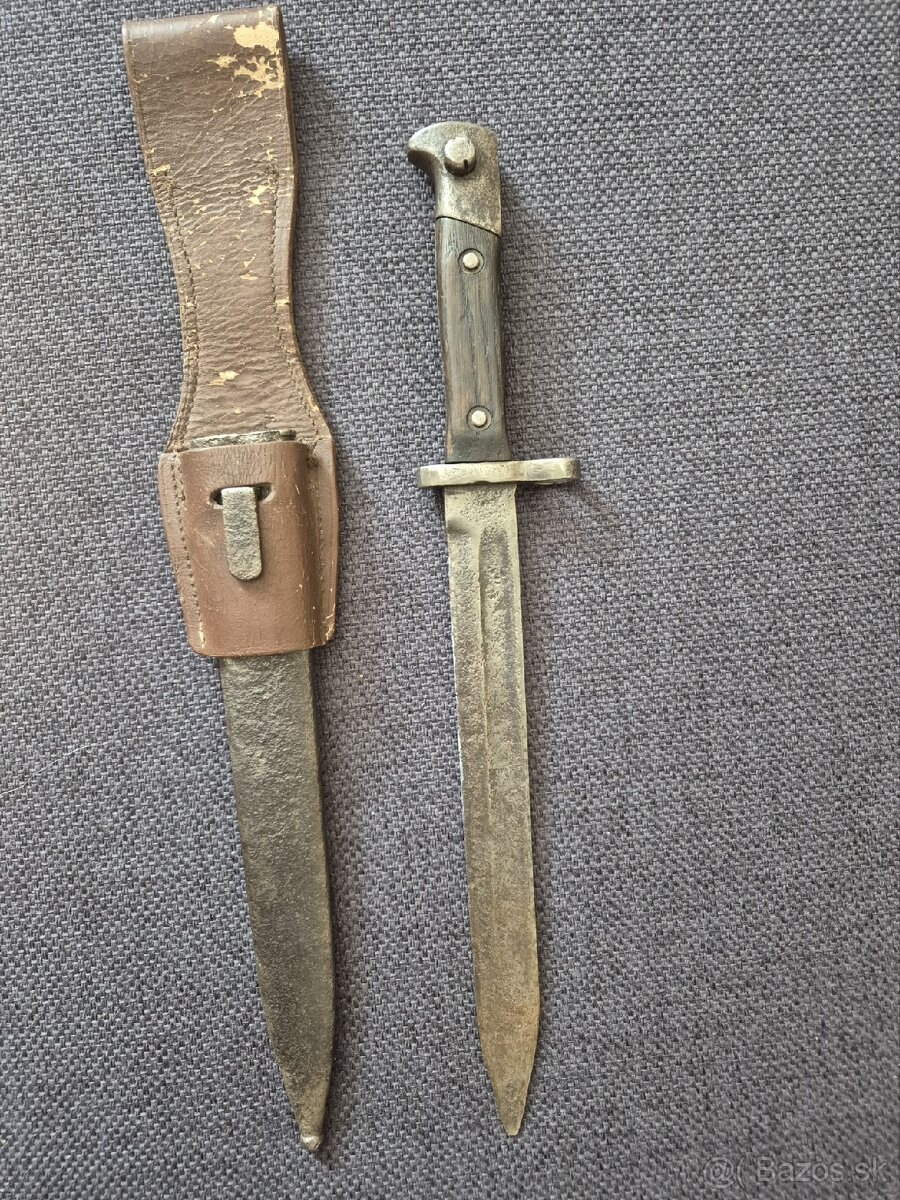 Bodák Mannlicher 1890
- 4