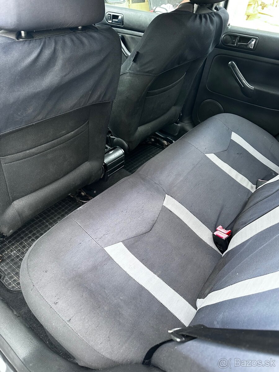 Golf 4 1.6 benzín - 4