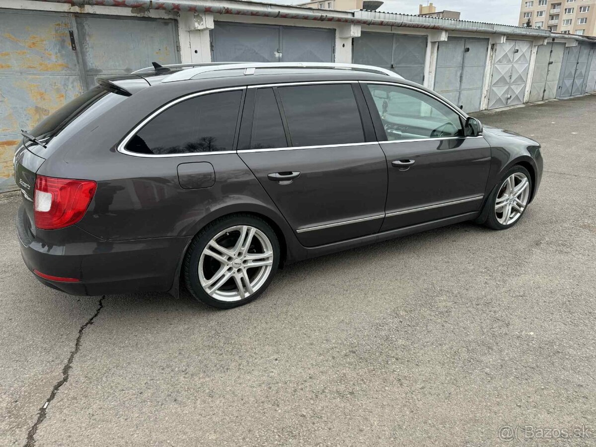 Škoda Superb - 4