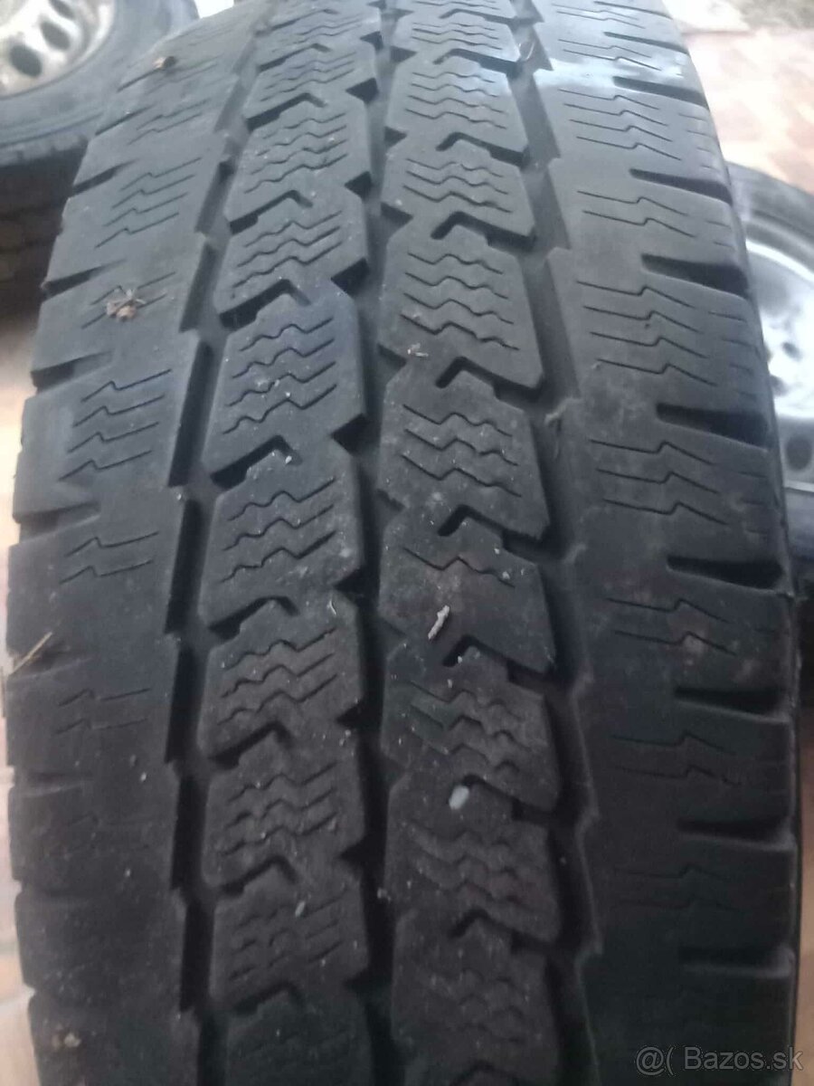 Plechové disky s pneumatikami na dojazd - 4