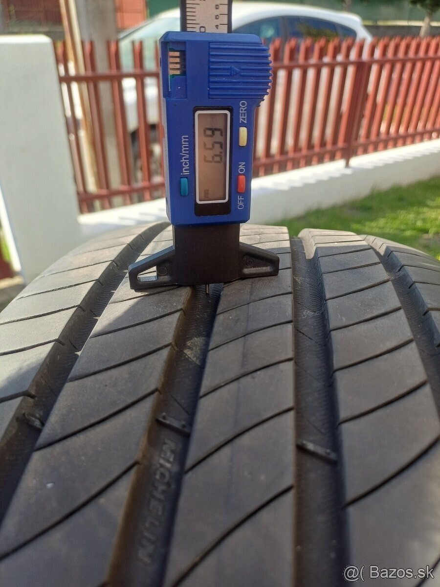 225/55 r17 letné pneumatiky ,Michelin - 4