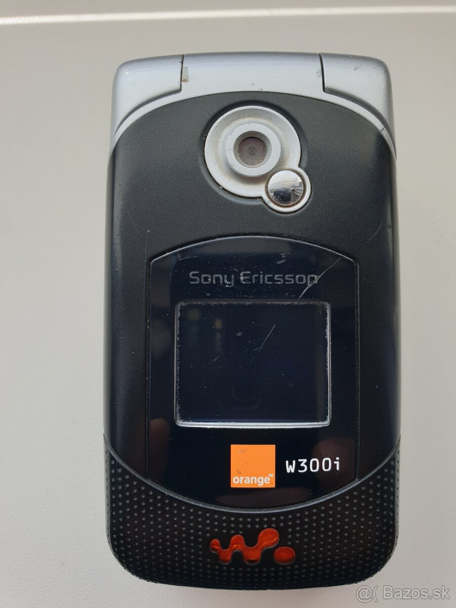 Sony Ericson W300i... - 4