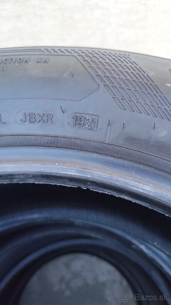 Letné pneu 235/55R18 - 4