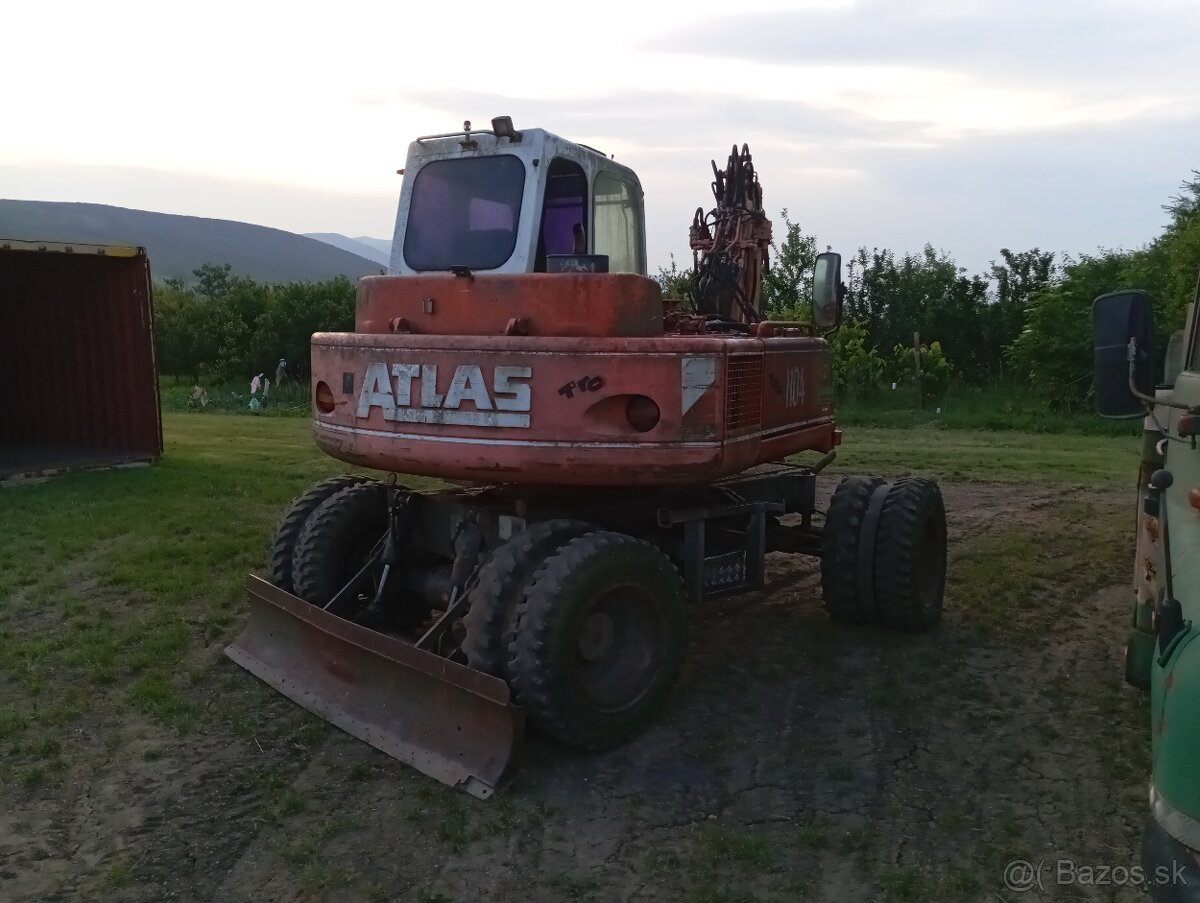 Kolesovy Bager ATLAS TEREX 1104 12T s TP - 4
