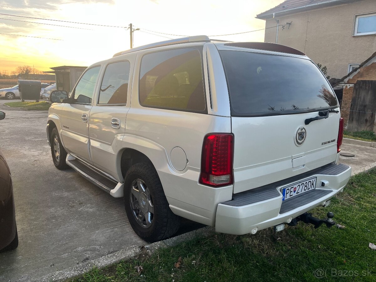 Cadillac Escalade 6.2 V8 4x4 - 4