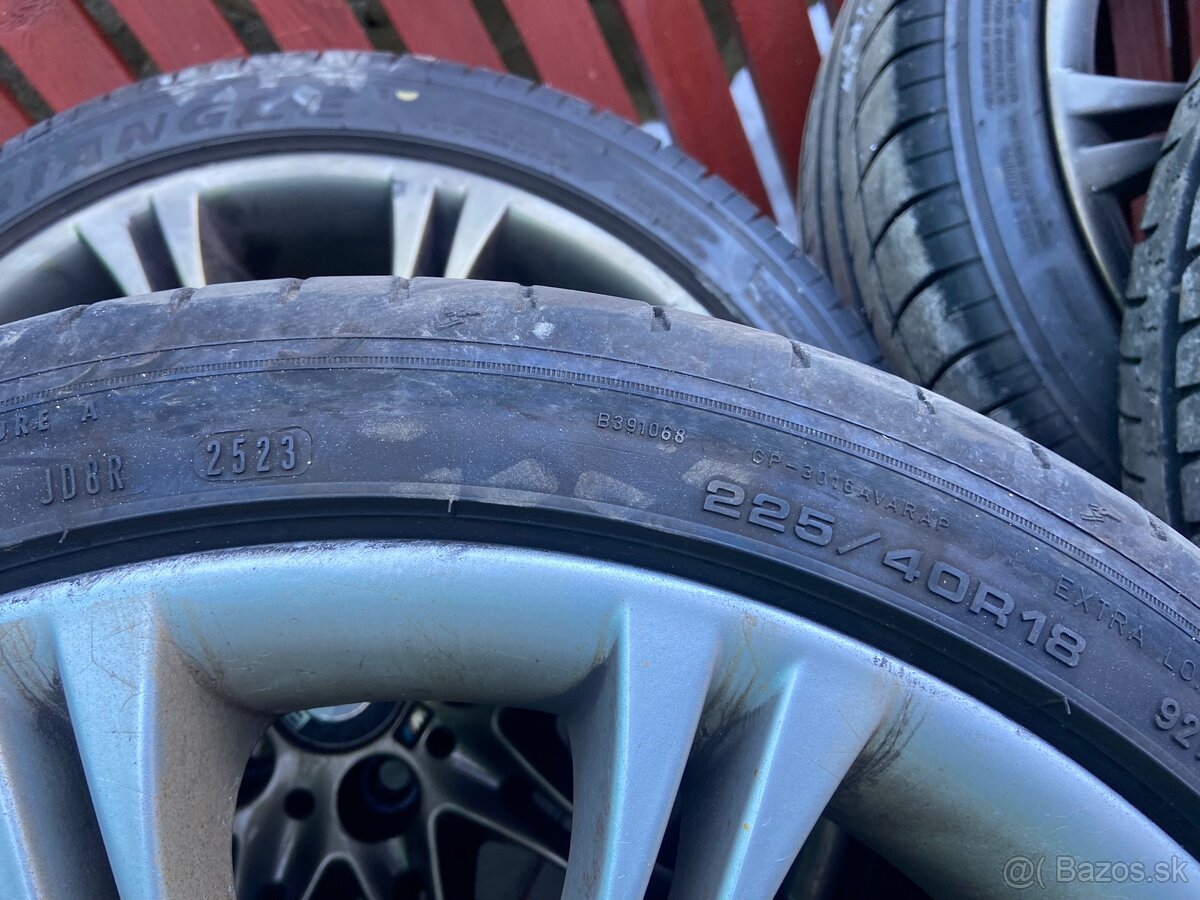 Styling 135m elektróny BMW - 4