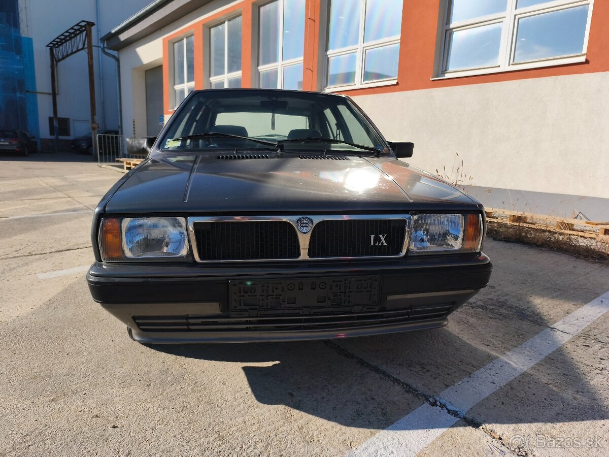 Lancia Delta LX 1.3 - 4
