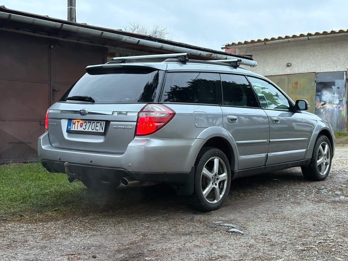 Predám Subaru outback BLBP 2009 127kw LPG facelift - 4