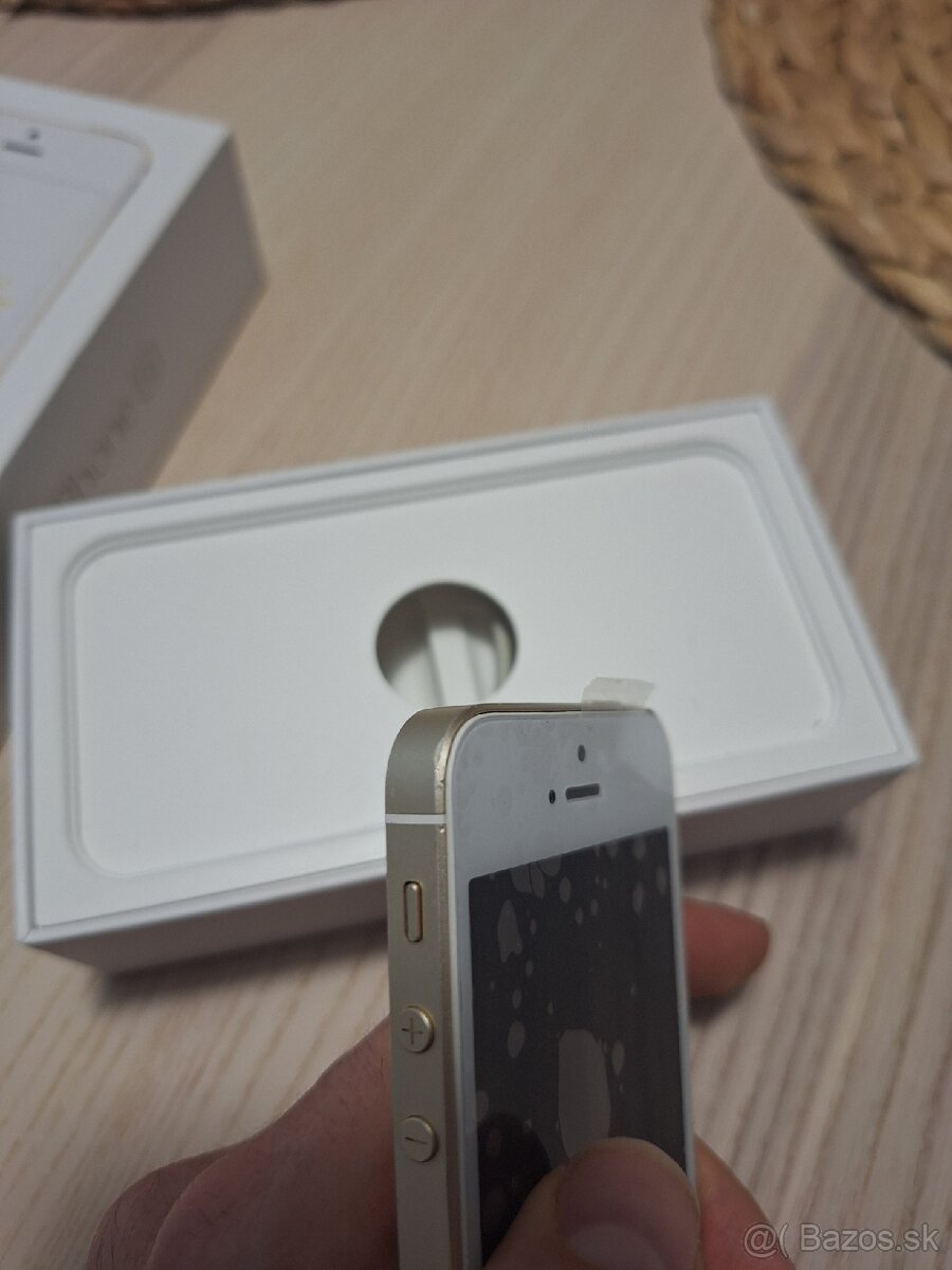 iPhone SE s novym displejom - 4