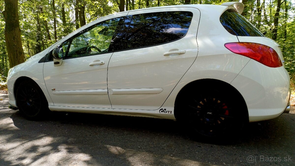 Peugeot 308 GTI - 4