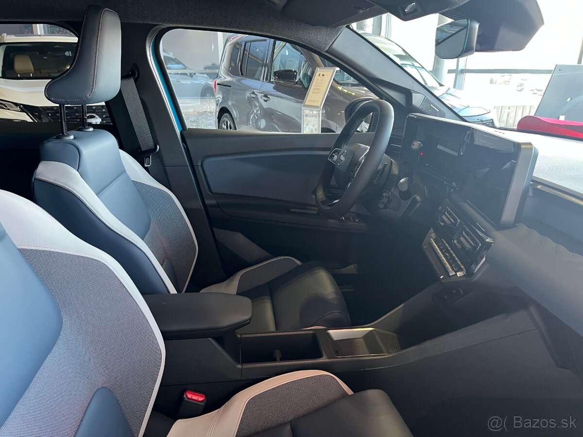 Nissan Micra 54 kWh - 150 HP EVOLVE - 4