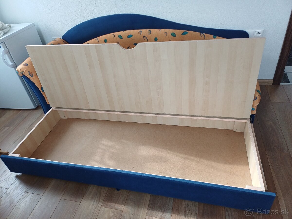 Rozkladacia pohovka - 4