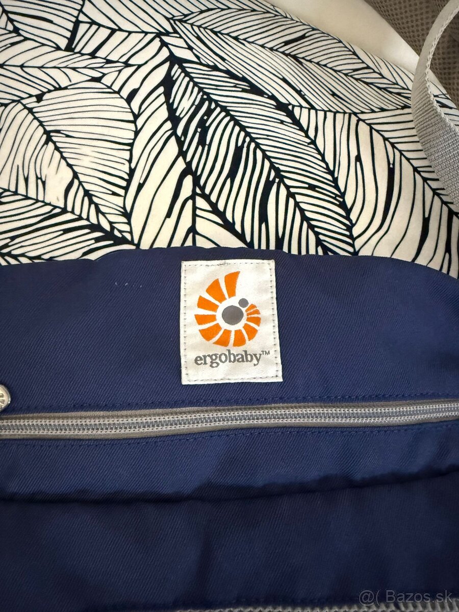 1. ERGOBABY Nosič 360 COOL AIR MESH - FRENCH BLUE - 4