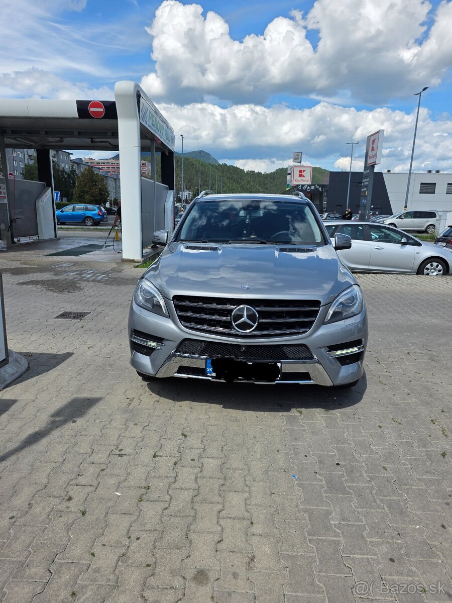 Mercedes-Benz ML trieda 350 BlueTEC 4matic AMG - 4
