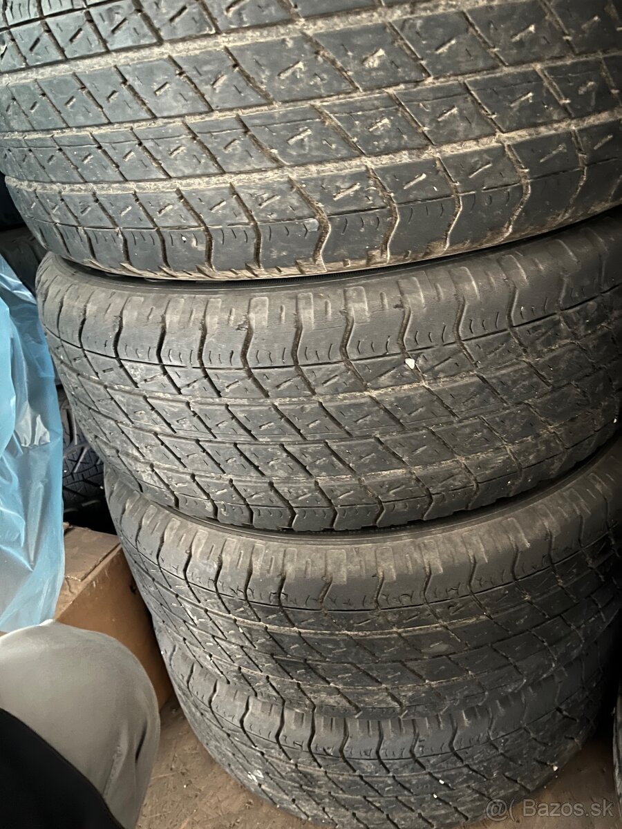 Goodyear 215/60 r16 - 4