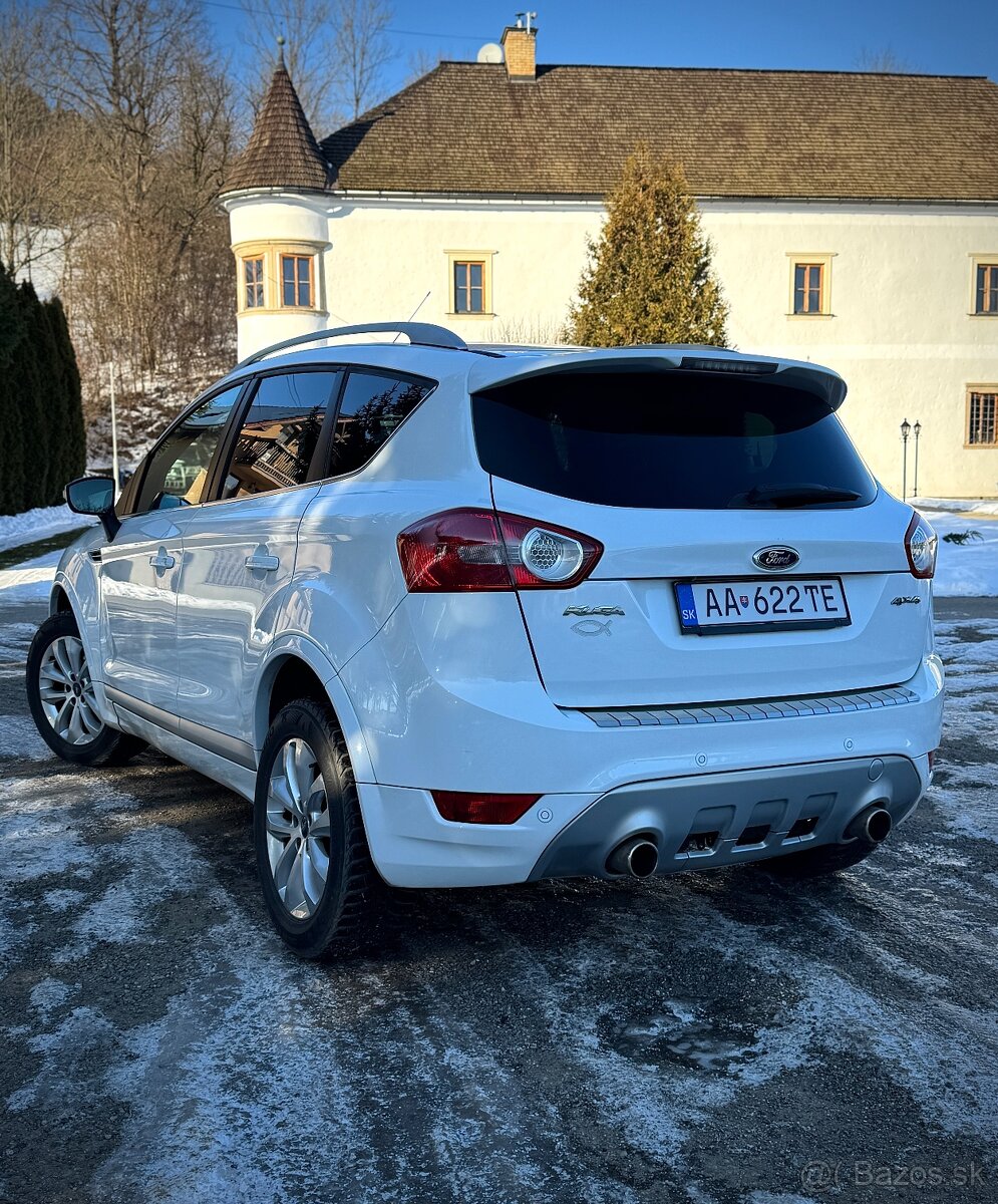 FORD KUGA 2.0 TDCi ST-Line 4x4 - 4