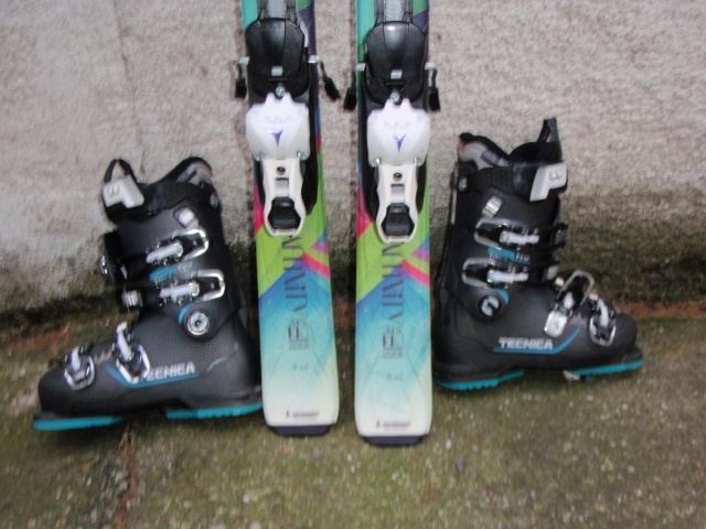 dámske Atomic 140cm - 4