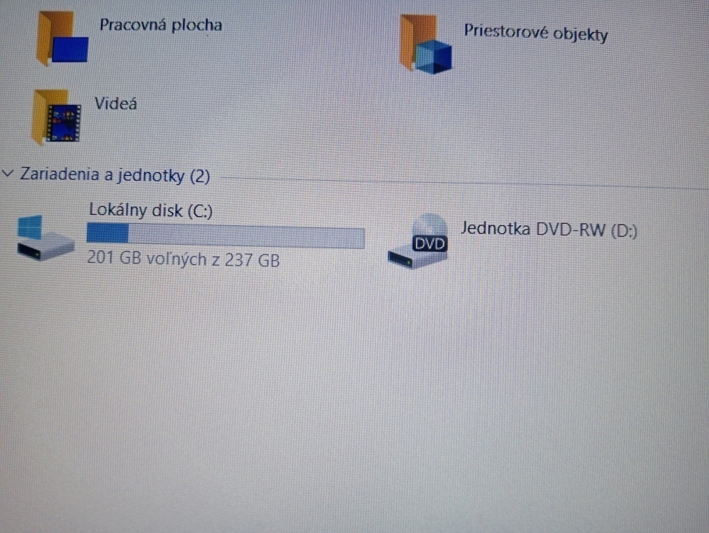 Hp probook 650 g1 , Intel i5 , 256gb ssd , 8gb ram , RS-232 - 4