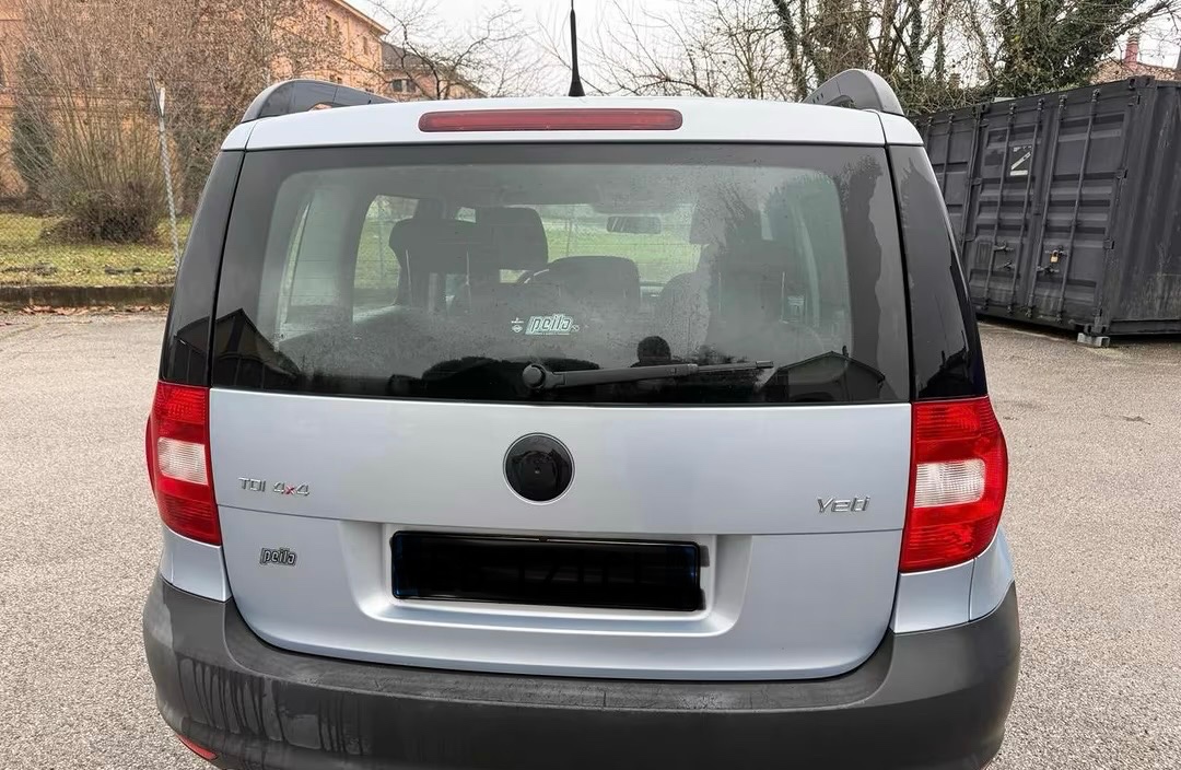 ŠKODA YETI 2.0 TDI 4x4 - 4