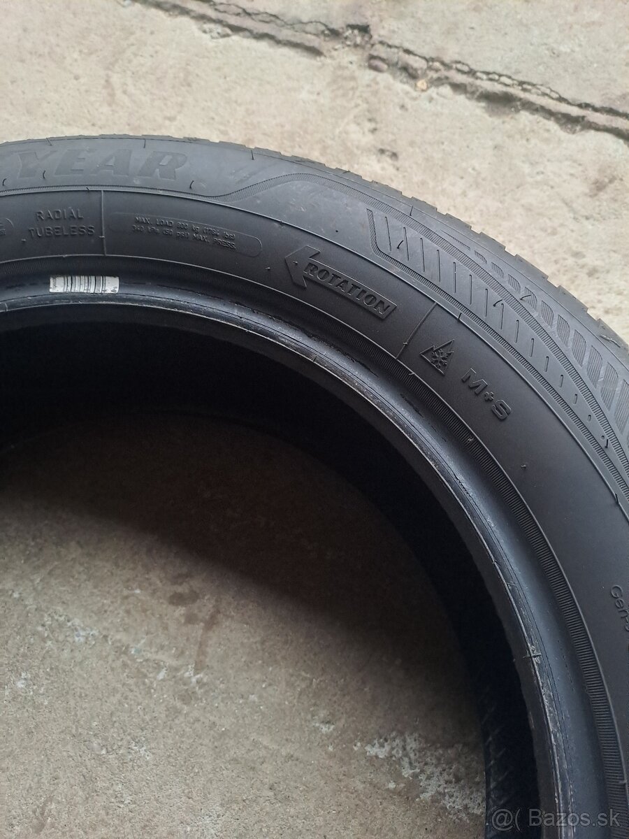 Celorocne pneumatiky 215/60 r17 100v 4seasons - 4