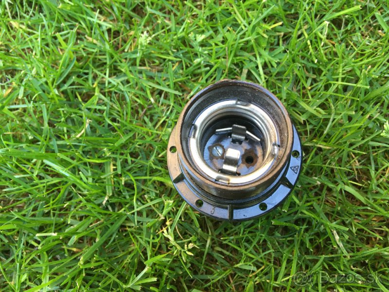 bakelitová krabica a objímka - 4