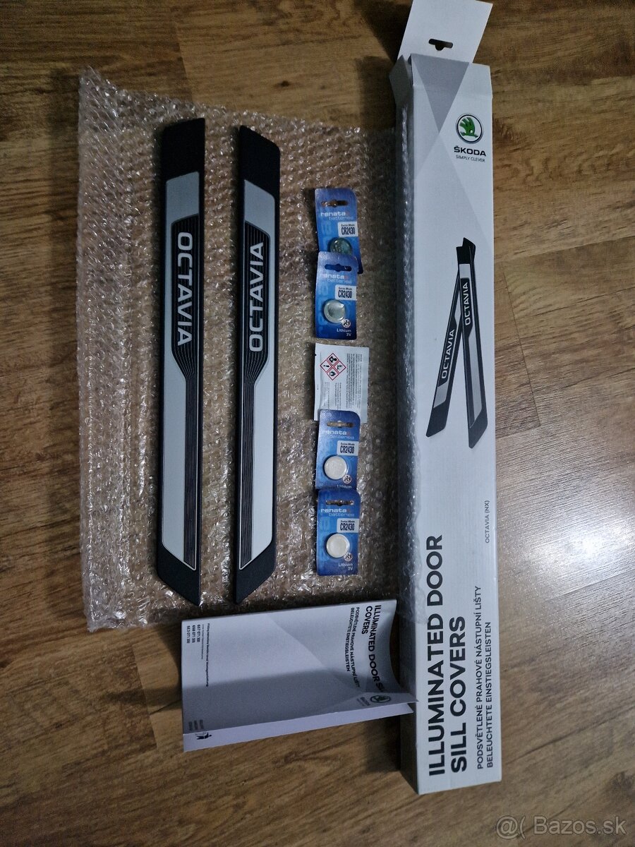 Predám led prahové lišty Octavia IV - 4