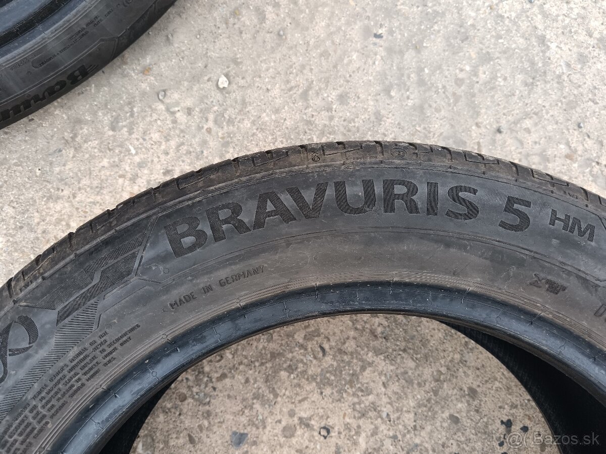 Predam pneu letne 205/55r16 Barum - 4