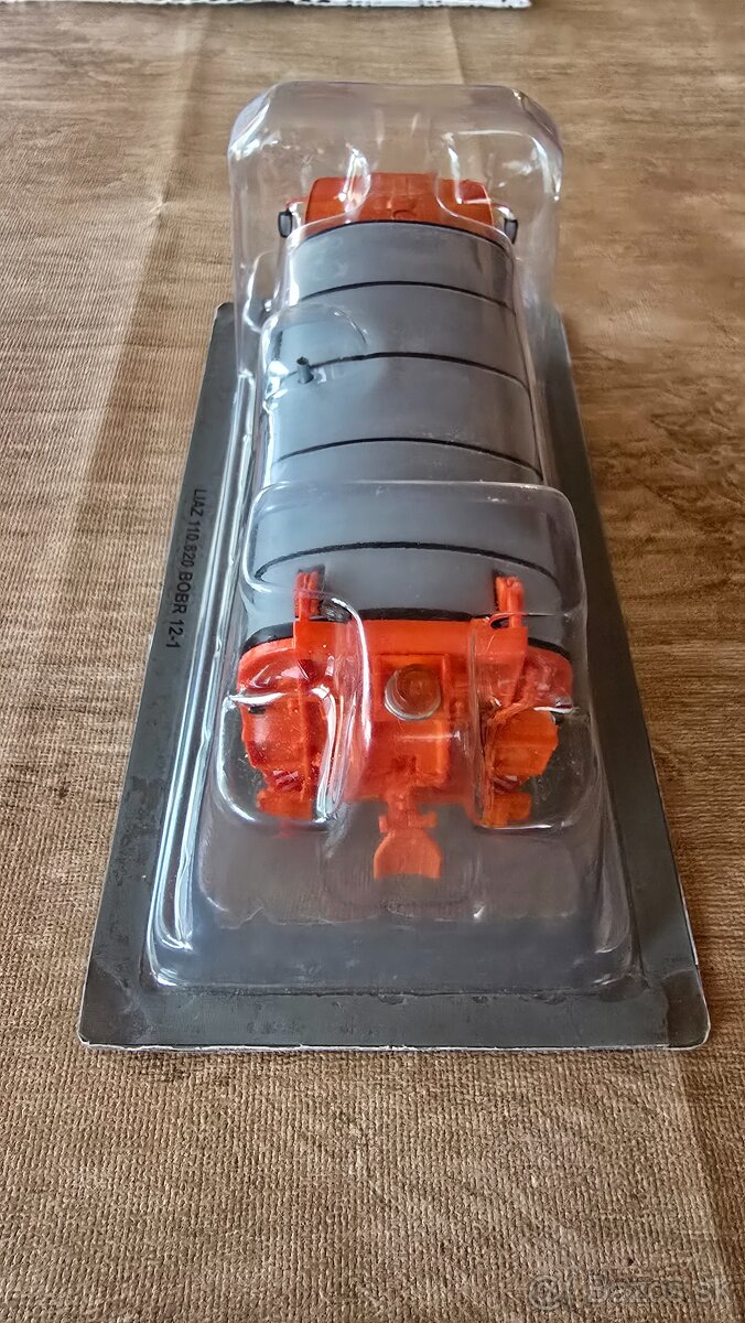 Deagostini LIAZ 110.820 BOBR - 4