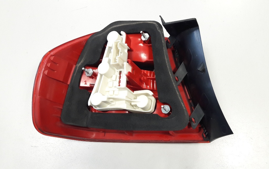 BMW 3 E90 Zadné svetlo - 4