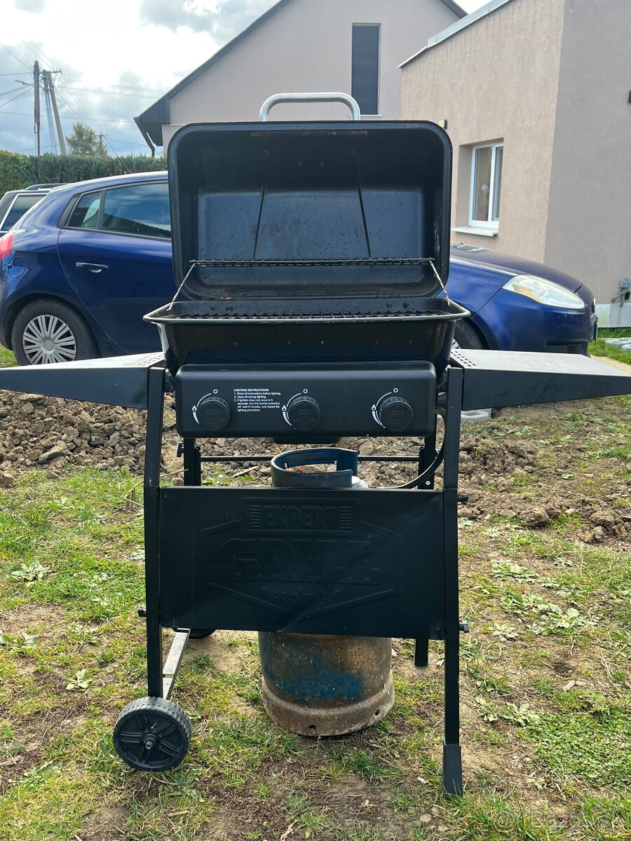 Plynový gril značky Expert Grill - 4