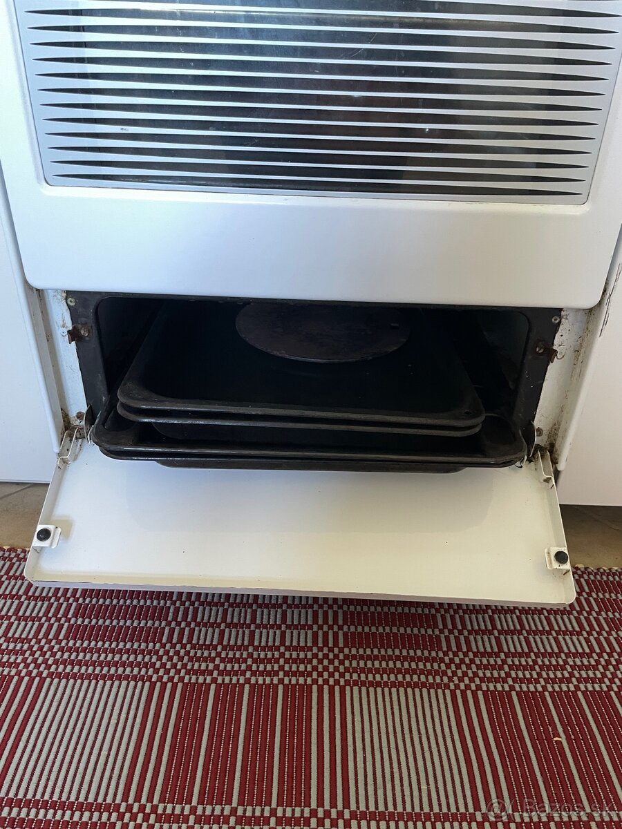 Sporák Mora Euroline 2220 - 4