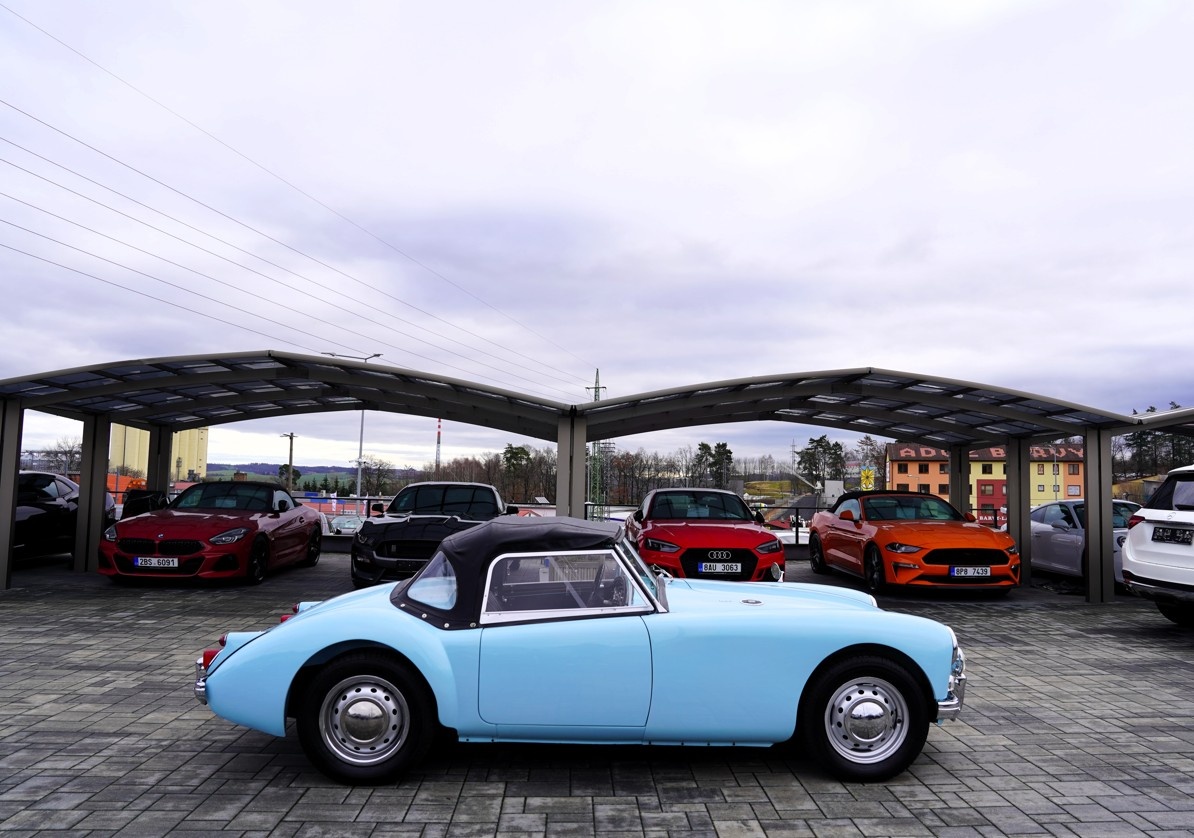 MG 1600 Roadster - 4