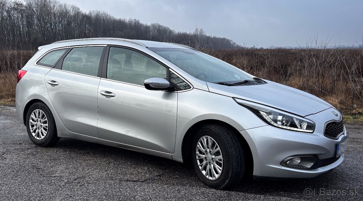 Kia Ceed SW 1,6 GDi Platinum - 4