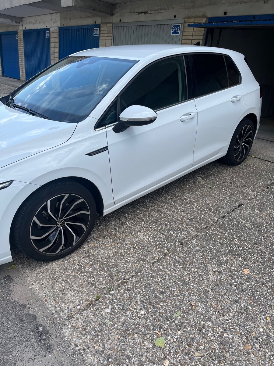 VW Golf 8 1.5 tsi - 4